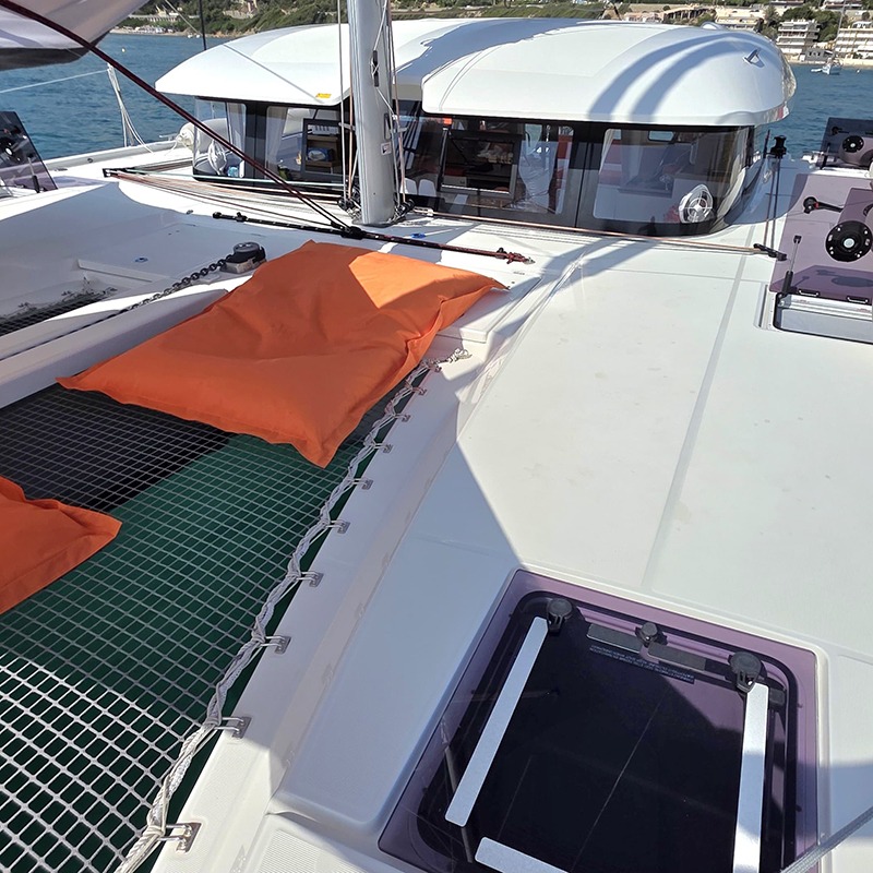 Excess11_M_bandol012